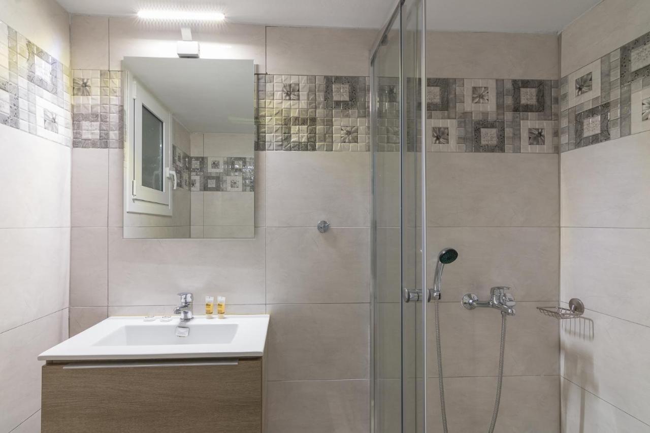 Kerameikos Metro Apartment For 4 アテネ エクステリア 写真